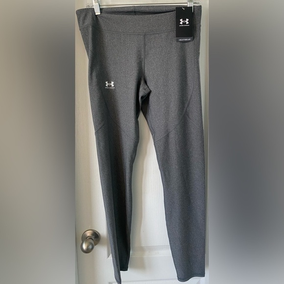 Under Armour Pants - Women’s under Armour heat wear tights Size-L